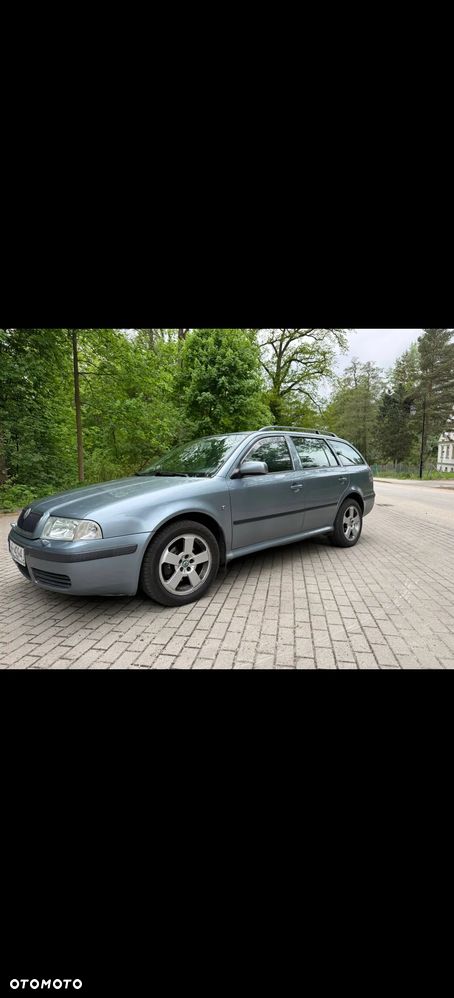 Skoda Octavia 2.0 Elegance - 3