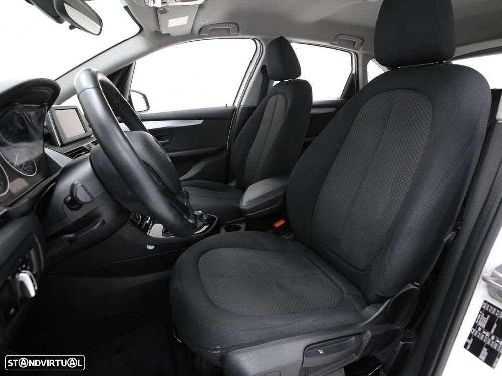 BMW 216 Active Tourer - 8