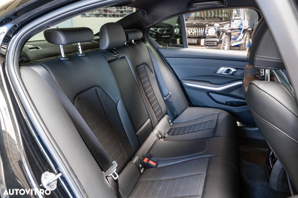 BMW Seria 3 318d Aut. - 7