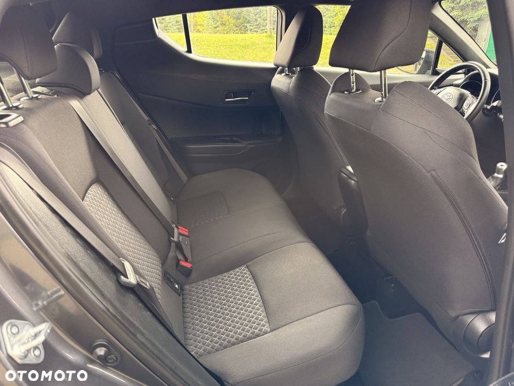Toyota C-HR - 18