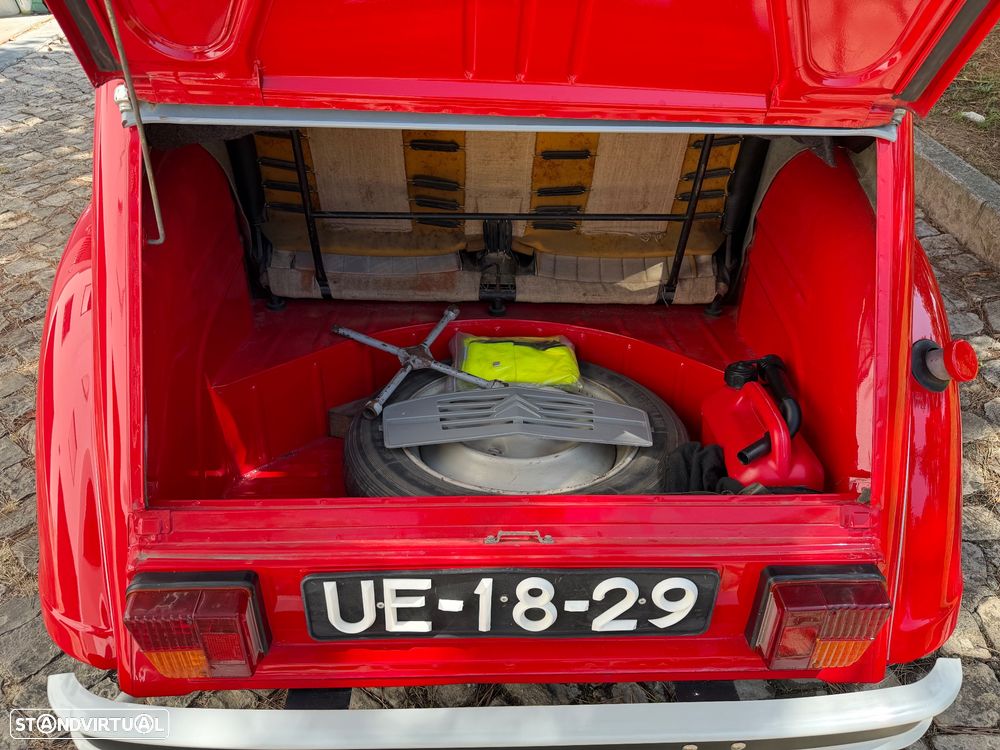 Citroën 2CV - 8