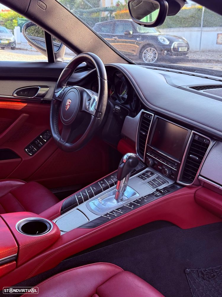 Porsche Panamera S Hybrid - 32