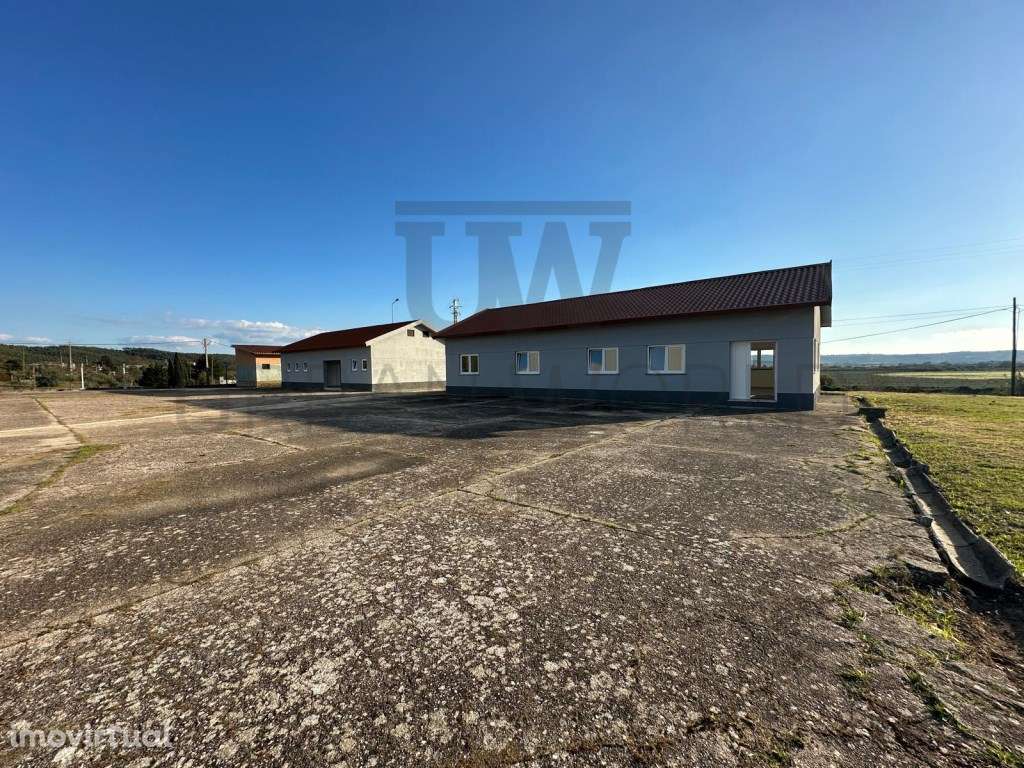 Armazém Industrial - como novo , Abrantes, Santarém 1.867 m² mais L... - Grande imagem: 4/47
