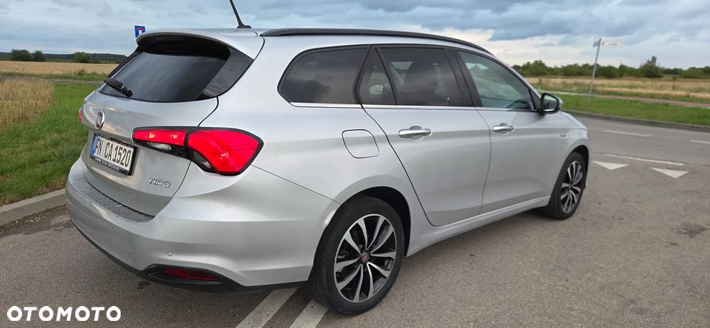 Fiat Tipo 1.4 T-Jet Mirror - 4