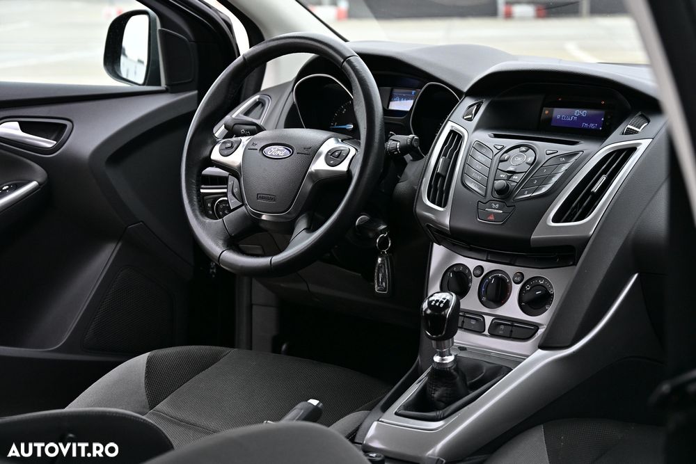 Ford Focus 1.6 TDCI DPF Titanium - 3