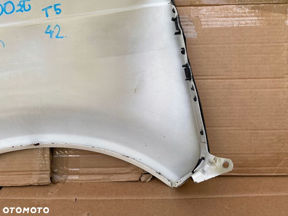 VW T5 TRANSPORTER MULTIVAN 03- błotnik lewy BIAŁY ORYGINALNY - 9
