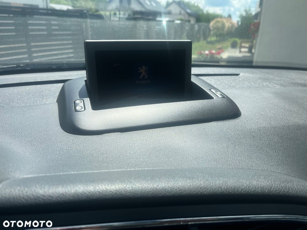Peugeot 3008 1.6 Premium - 18
