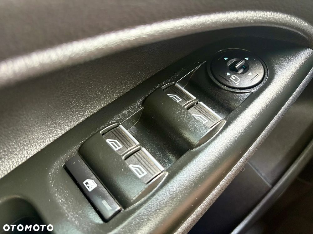 Ford Tourneo Connect 1.0 EcoBoost Start-Stop Titanium - 15
