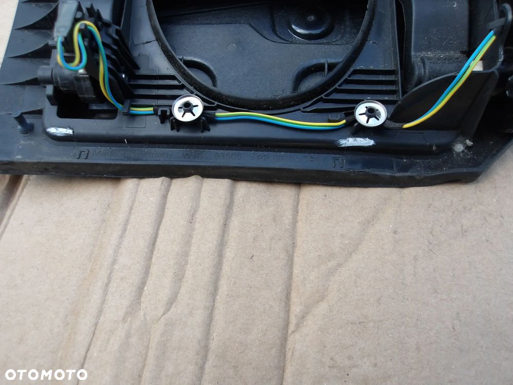 GNIAZDA LADOWANIA KLAPKA AUDI E TRON 4KE971375 - 7