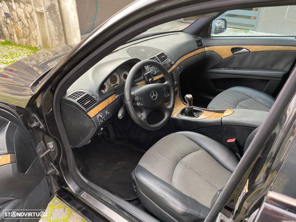 Mercedes-Benz E 220 CDI Avantgarde - 12