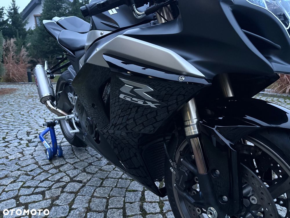 Suzuki GSX-R - 3