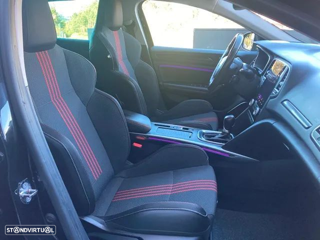 Renault Mégane Sport Tourer 1.6 E-Tech Plug-In Hybrid R.S. Line - 43