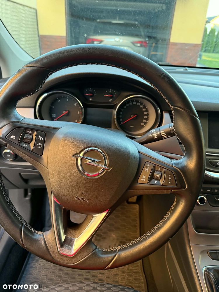 Opel Astra - 10