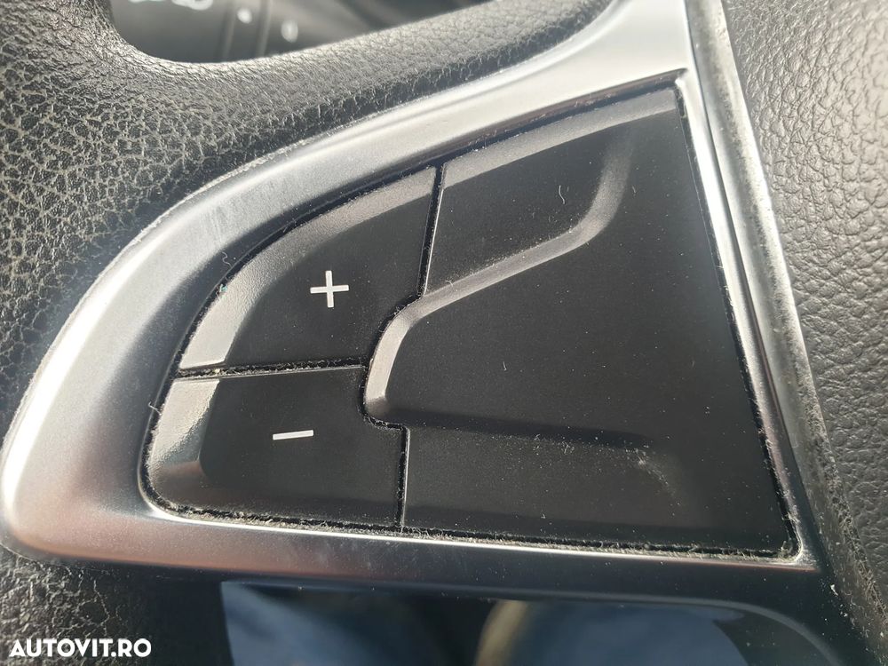 Dacia Lodgy 1.5 Blue dCi Laureate - 28