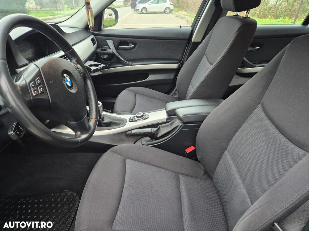 BMW Seria 3 318d - 7