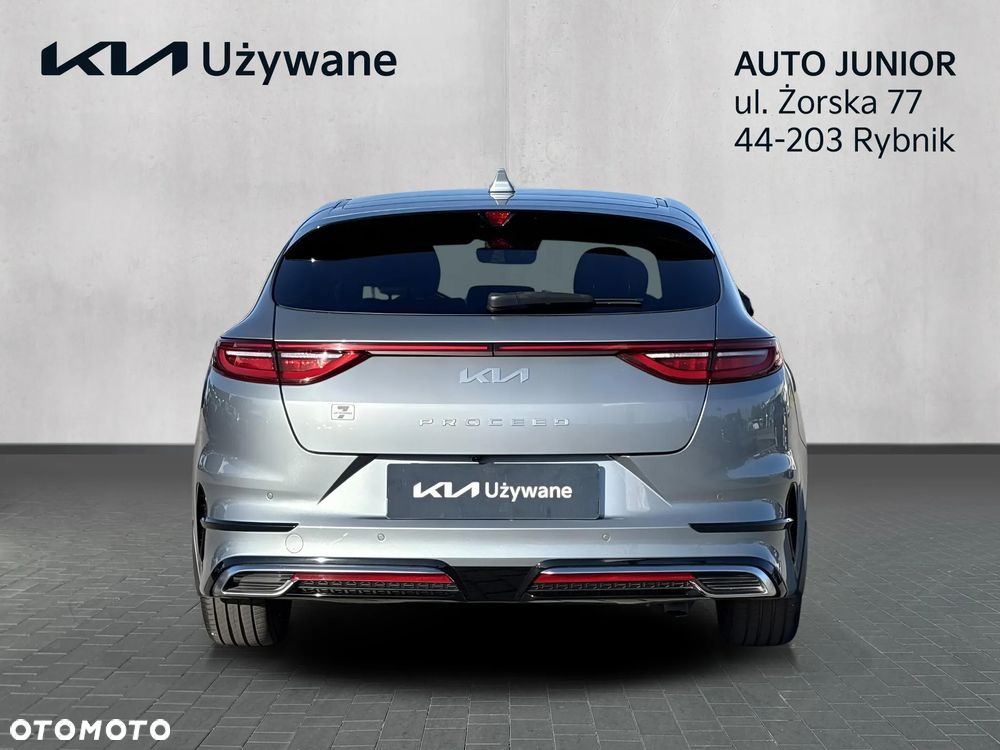 Kia ProCeed - 4