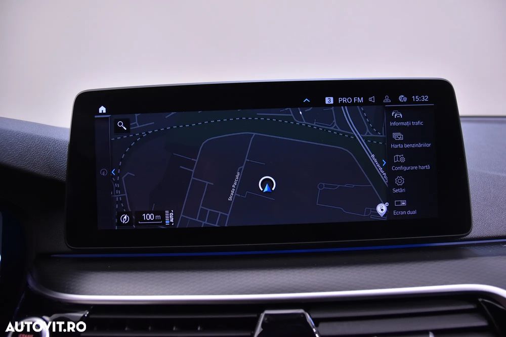BMW Seria 5 530e xDrive AT PHEV - 23