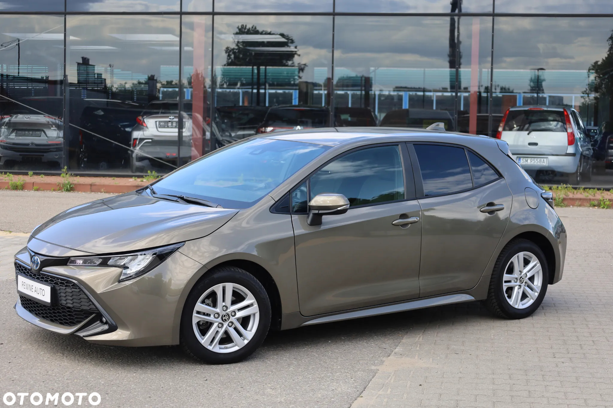 Toyota Corolla 1.8 Hybrid - 7