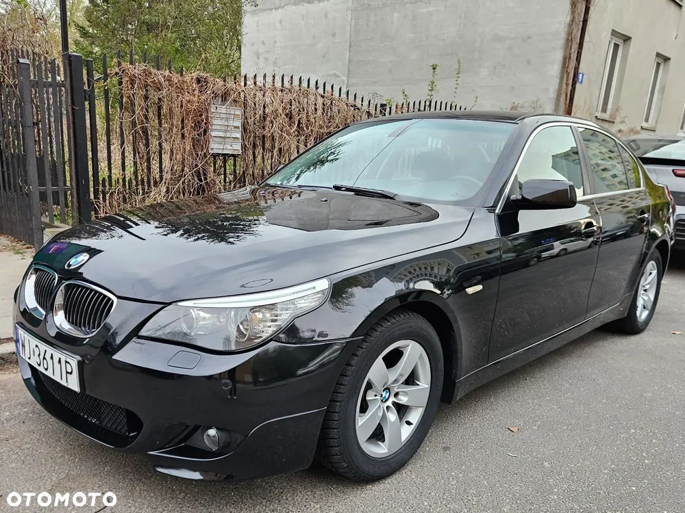 BMW Seria 5 523i - 4