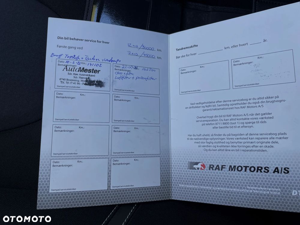 Volvo V40 D3 Geartronic Summum - 36