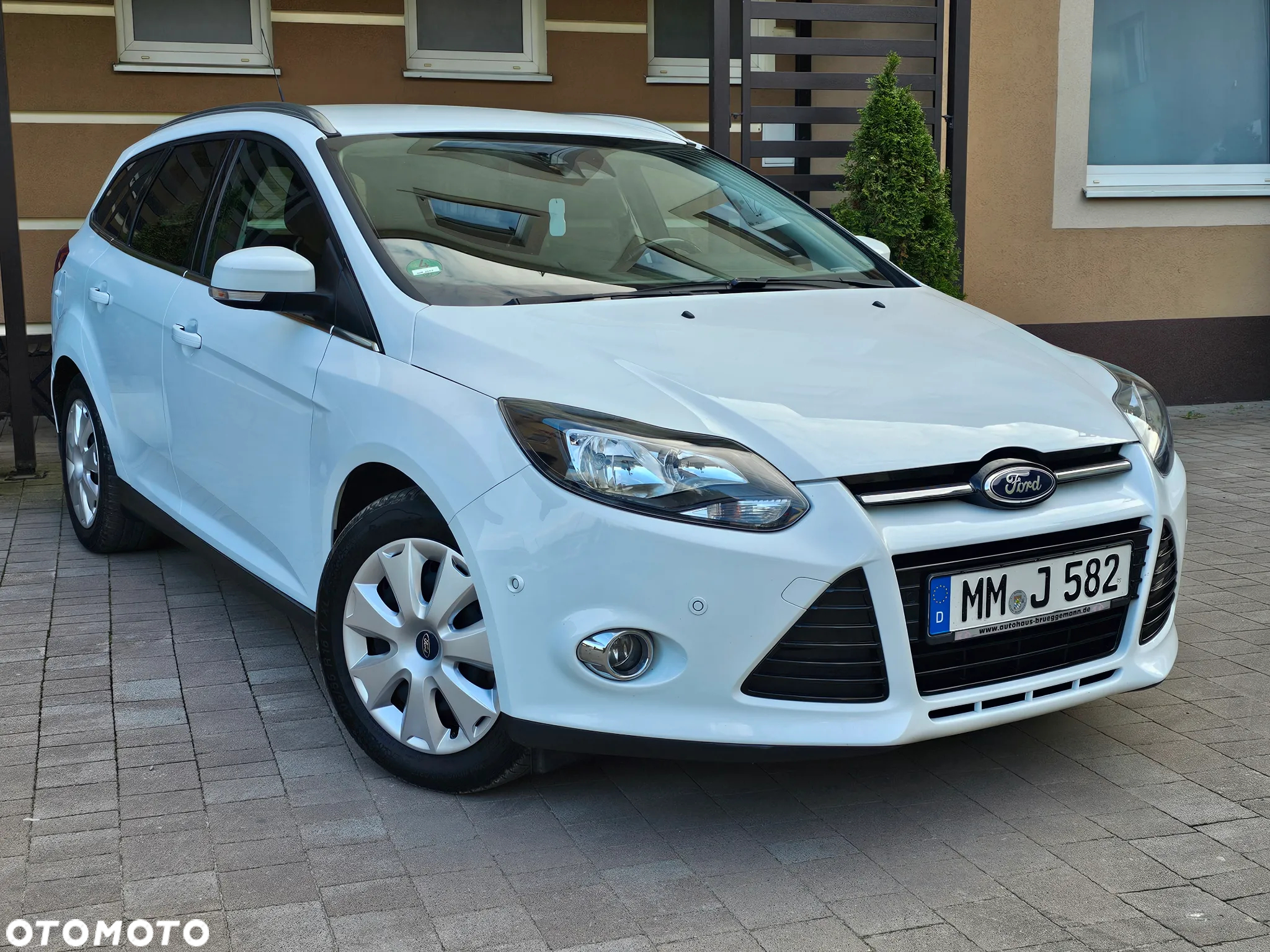 Ford Focus 1.0 EcoBoost Start-Stopp-System TITANIUM - 2