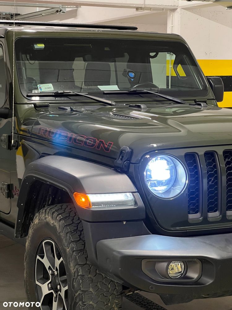 Jeep Wrangler - 8