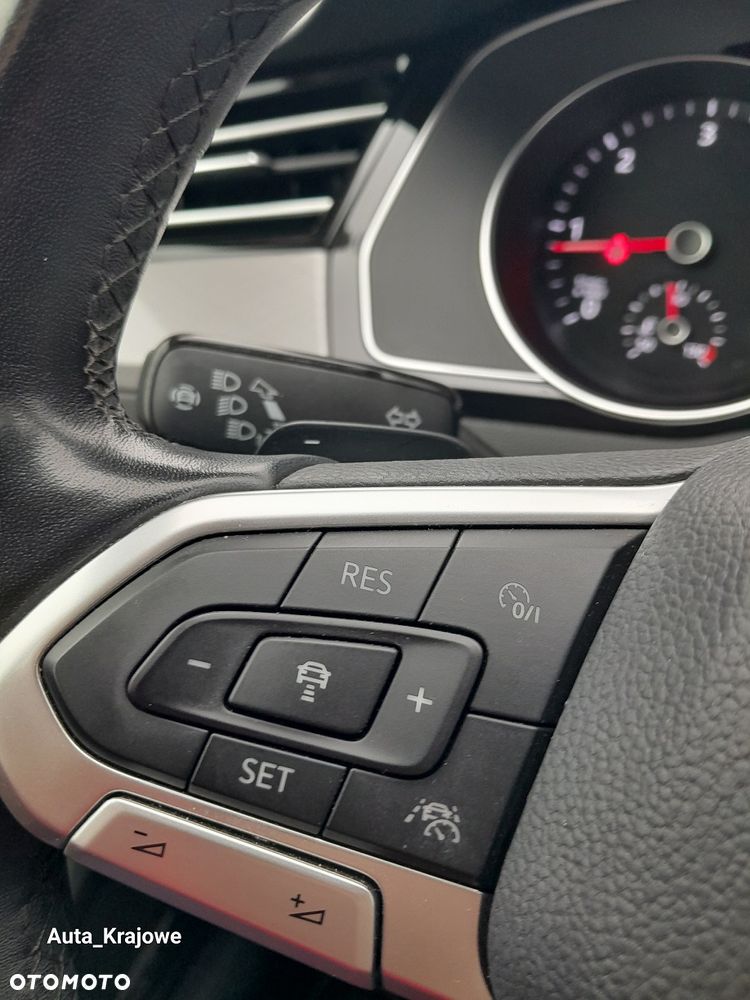 Volkswagen Passat 2.0 TDI EVO Business DSG - 24