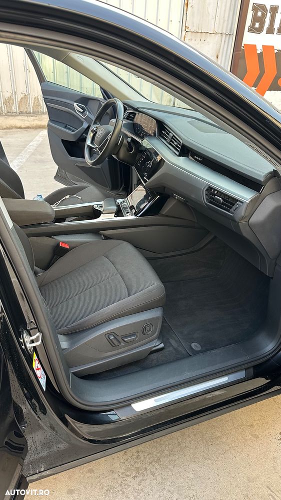 Audi e-tron 50 quattro - 27