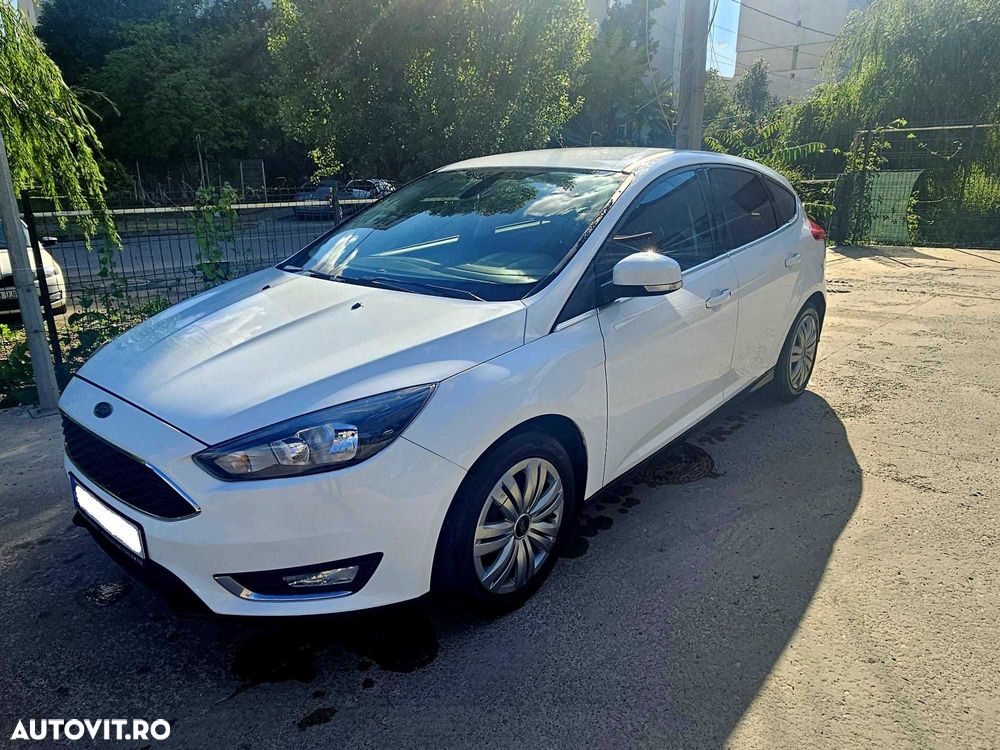 Ford Focus - 1