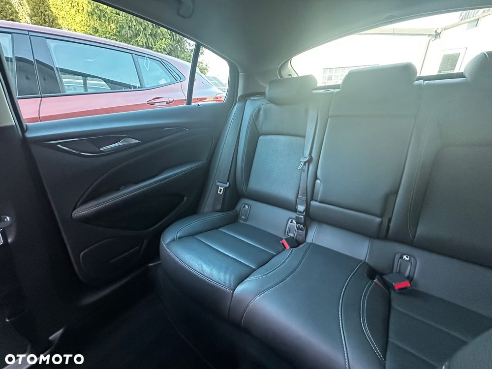 Opel Insignia 1.6 Business Innovation - 28