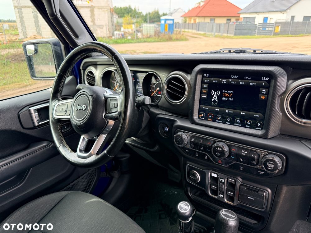 Jeep Wrangler Unlimited 3.6 Automatik Sahara - 28