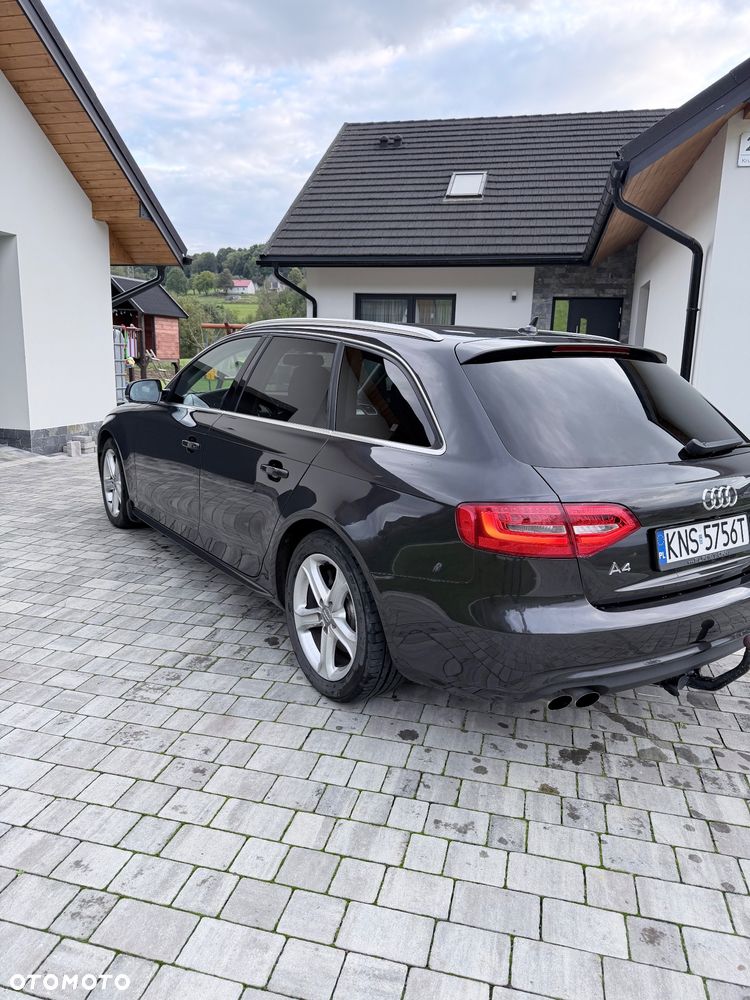 Audi A4 Avant 2013 photo 4
