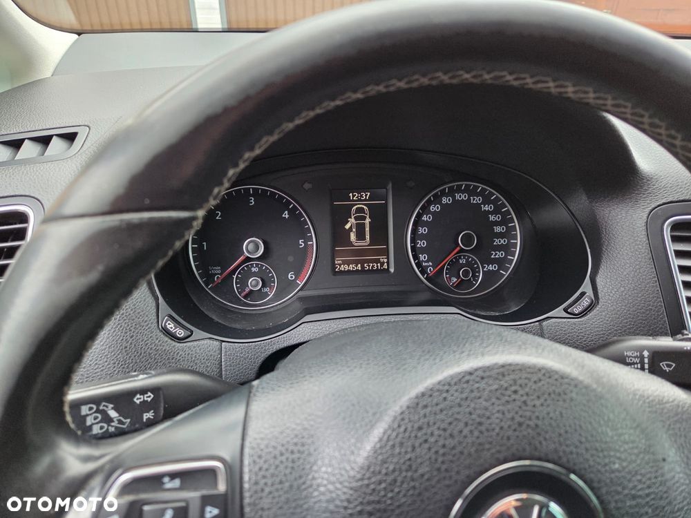 Volkswagen Sharan 2.0 TDI Comfortline DSG - 14