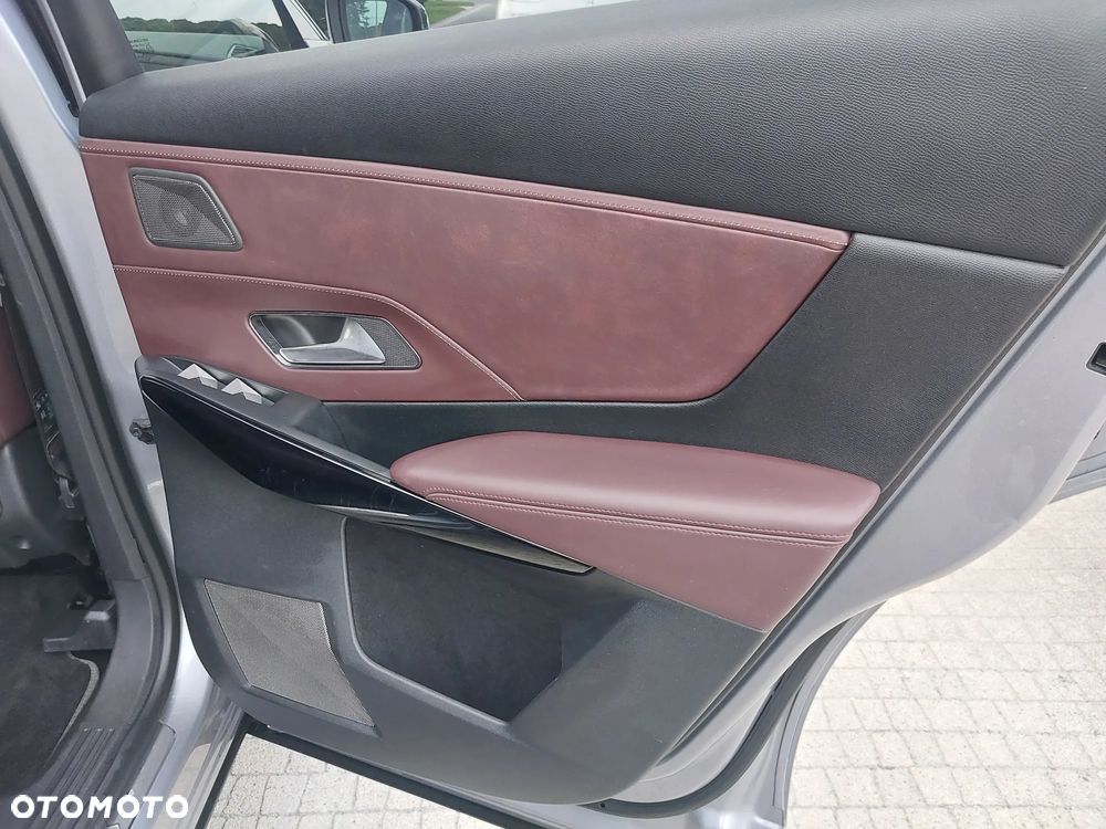 DS Automobiles DS 7 Crossback 2.0 BlueHDi Grand Chic - 27