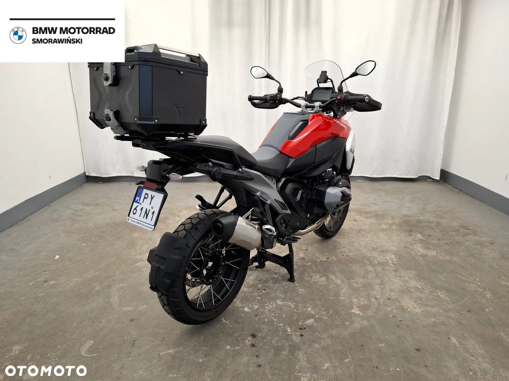 BMW R - 8