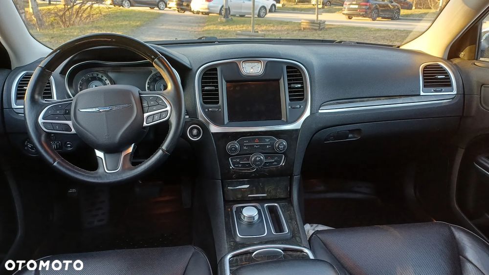 Chrysler 300 - 13