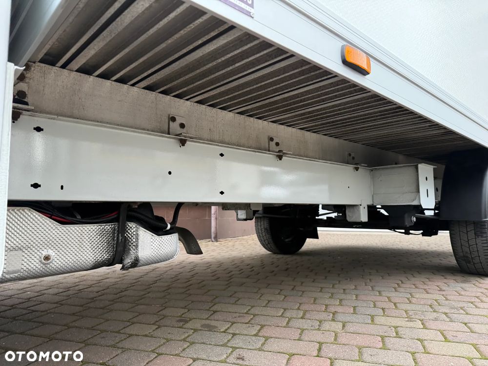 Renault Master Izoterma Winda - 17
