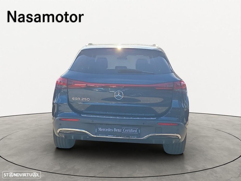 Mercedes-Benz EQA 250 AMG Line - 3