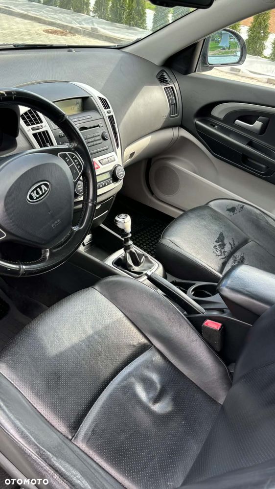 Kia Ceed 1.6 Crdi Comfort + - 5