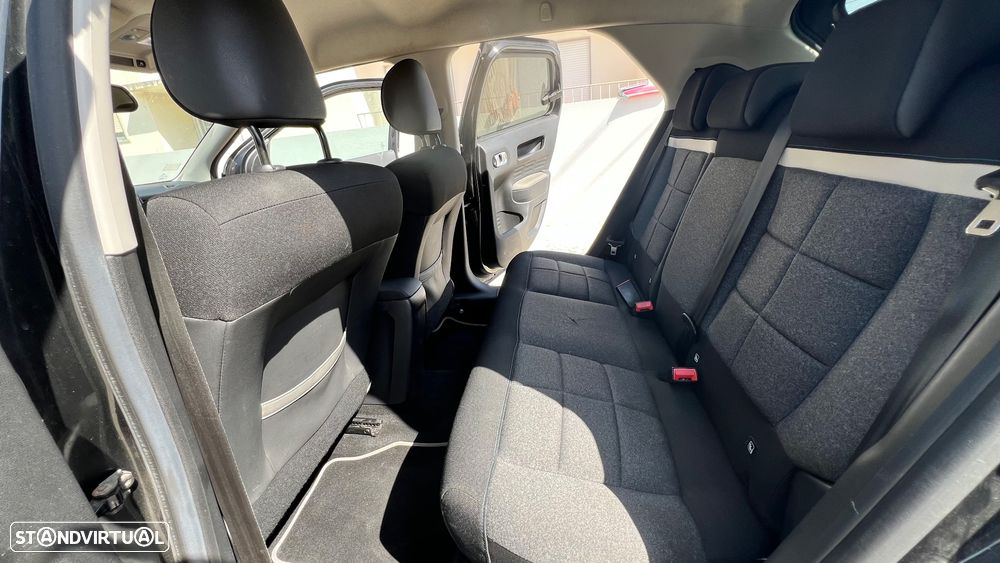 Citroën C4 Cactus 1.2 PureTech Shine Pack - 26