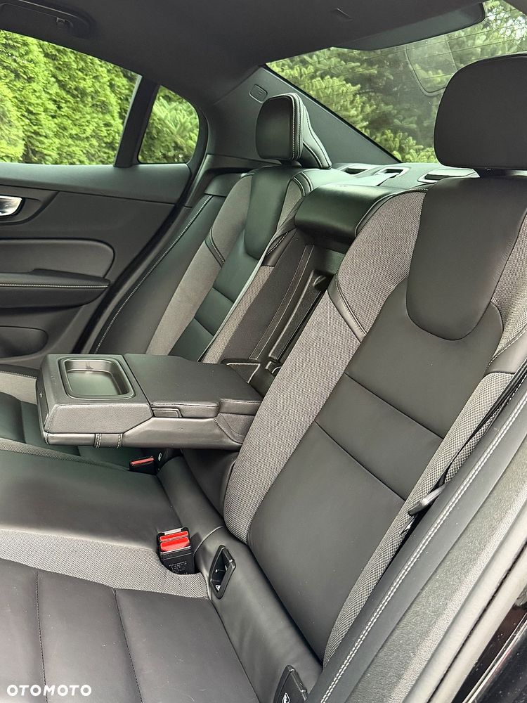 Volvo S60 B4 B Geartronic RDesign - 28