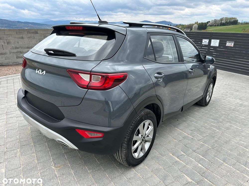 Kia Stonic - 4