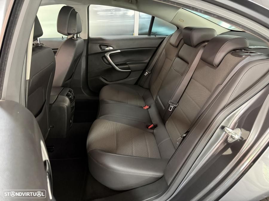 Opel Insignia 2.0 CDTI edition - 21