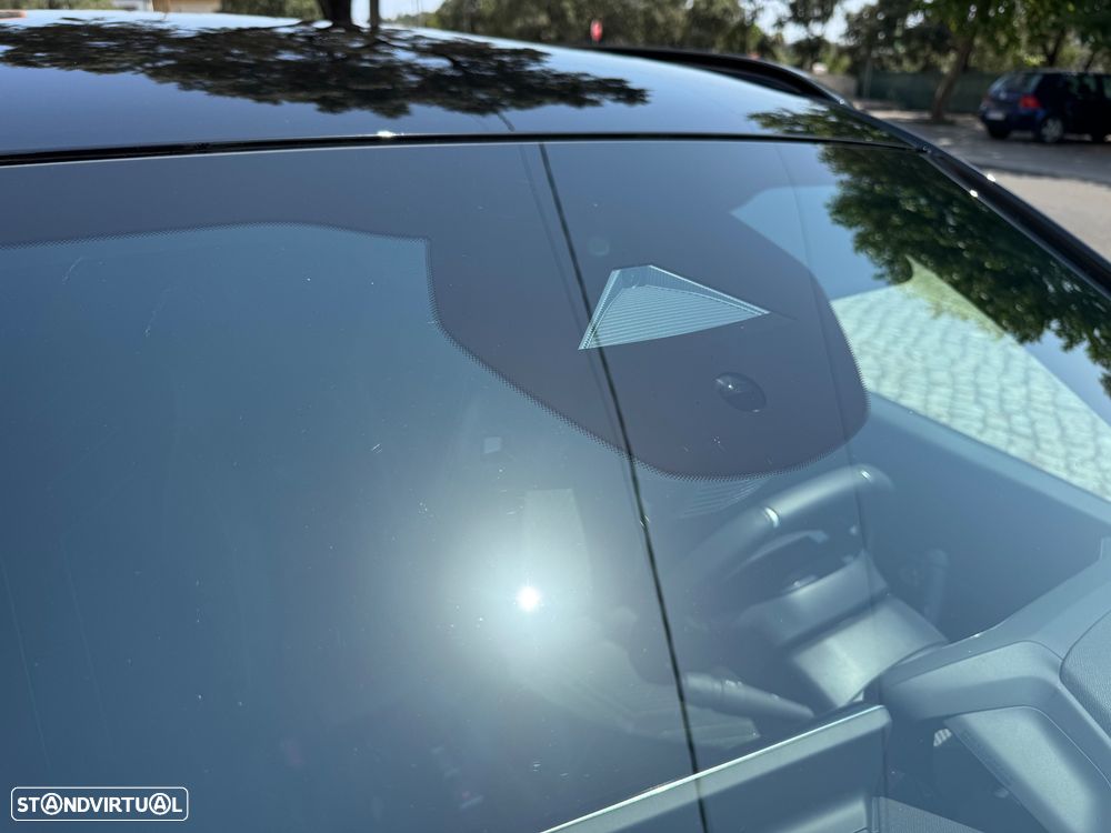 Peugeot e-2008 54 kWh GT - 12