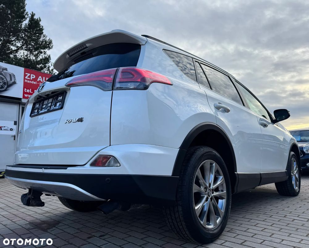 Toyota RAV4 - 8