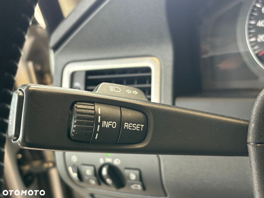Volvo S80 - 12