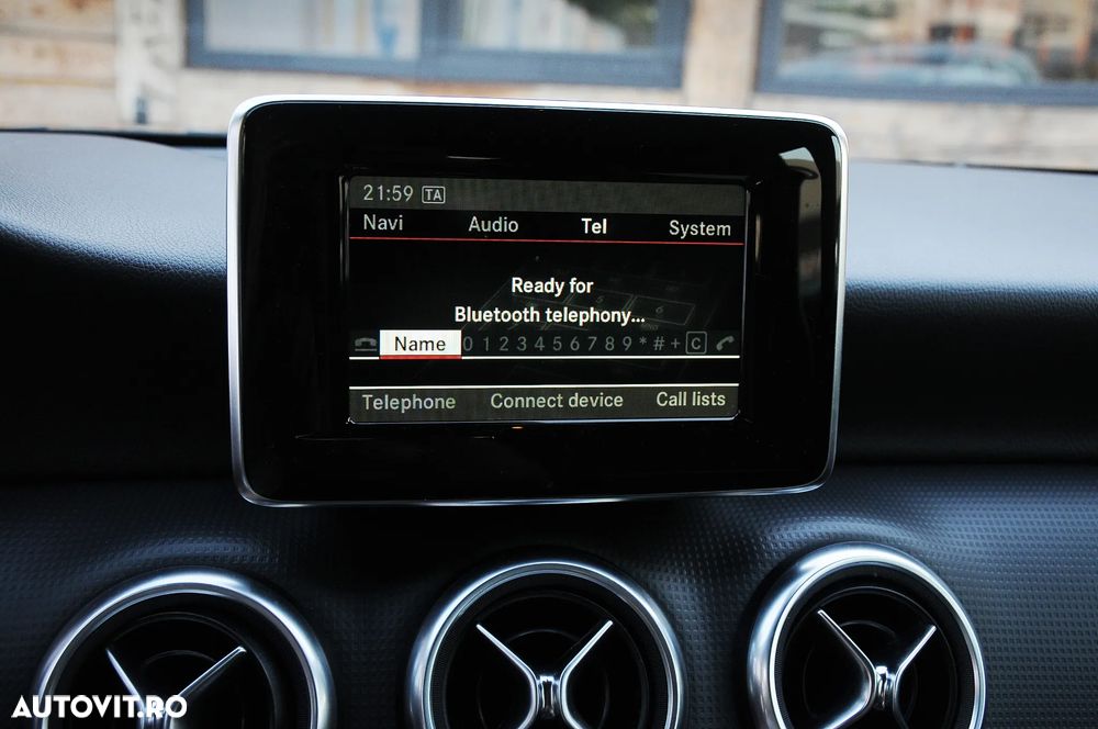 Mercedes-Benz A 180 AMG Line - 28