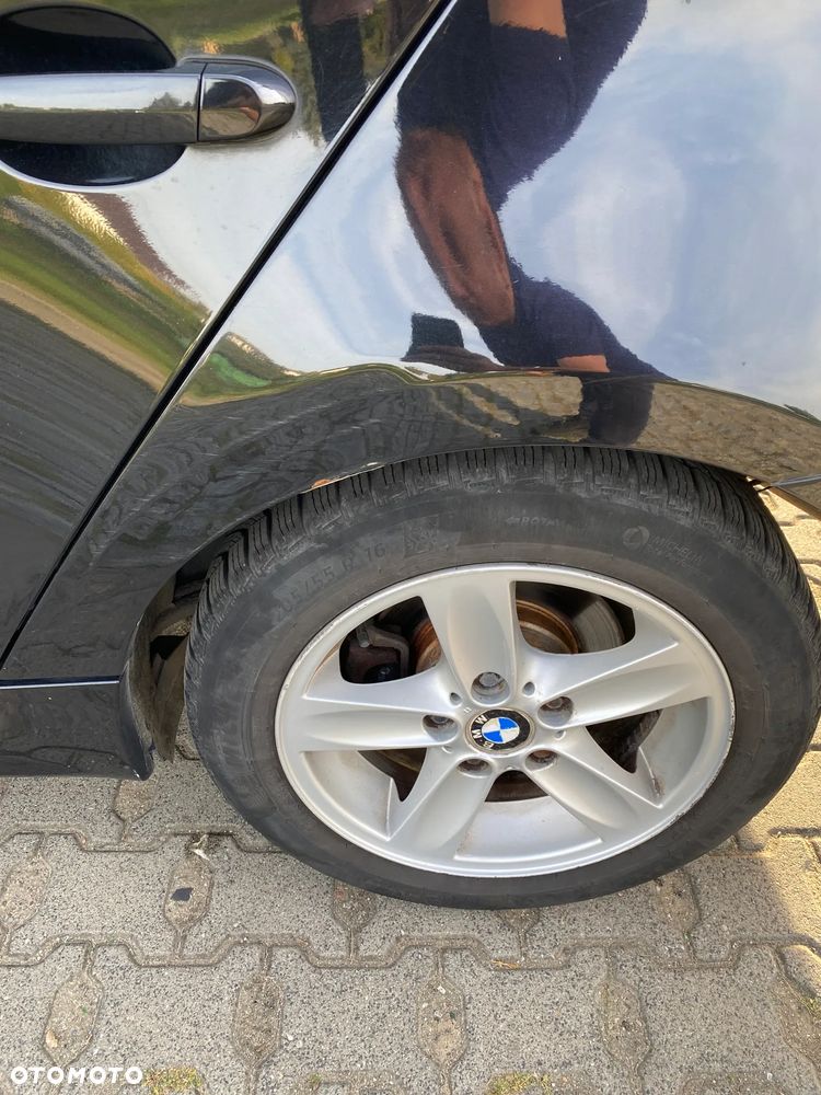 BMW Seria 1 118d - 32