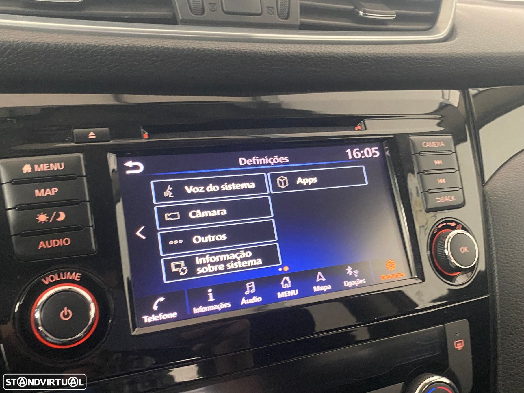 Nissan Qashqai 1.5 dCi N-Connecta DCT - 29