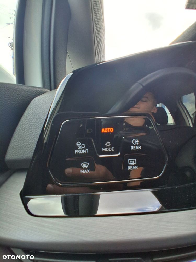 Volkswagen Golf 1.5 TSI EVO Style - 32
